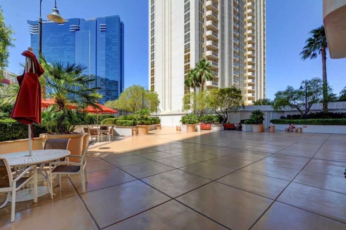 Mgm Signature-33-711 F1 Track & Strip View Balcony Las Vegas Zewnętrze zdjęcie
